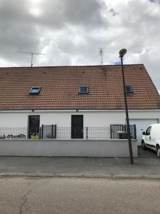 Location Maison 4 pi�ces MALICORNE 03600