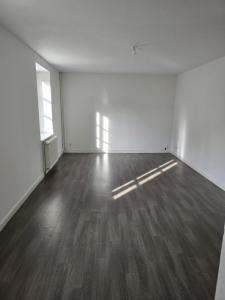 Location Appartement 4 pi�ces LUMES 08440