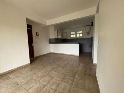 Location Appartement 3 pi�ces LAMENTIN 97232