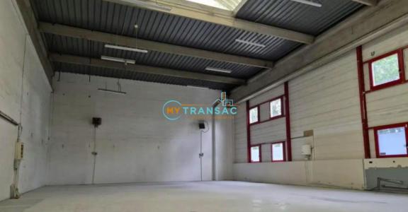 Location Commerce BONDY 93140