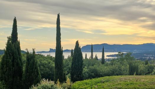 Vente Maison 7 pi�ces CADIERE-D'AZUR 83740