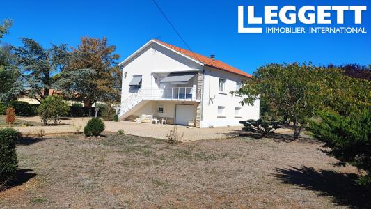 Vente Maison 6 pi�ces ROULLET-SAINT-ESTEPHE 16440