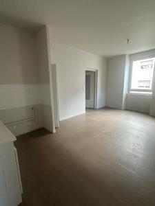 Location Appartement 3 pi�ces MONTREAL-LA-CLUSE 01460