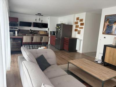 Location Appartement 4 pi�ces BORDEAUX 33800