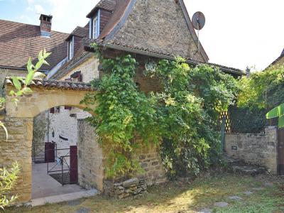 Vente Maison 5 pi�ces SAINT-GENIES 24590