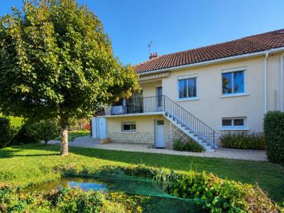 Vente Maison 5 pi�ces FONTAINE-LE-COMTE 86240