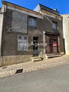 Vente Maison 8 pi�ces BEAUMONT-SUR-SARTHE 72170