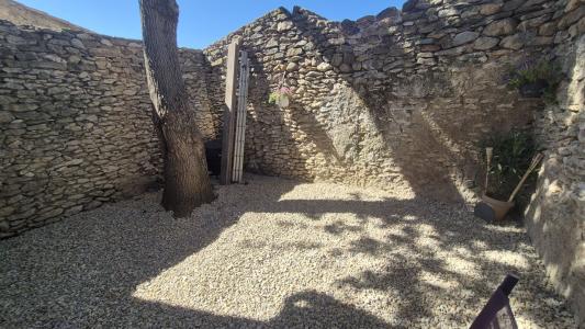 Vente Maison 4 pi�ces CAUNES-MINERVOIS 11160