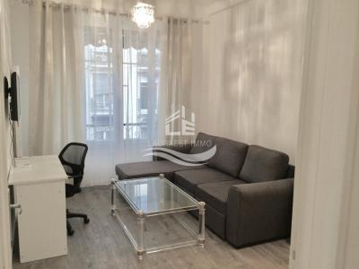 Louer Appartement 32 m2 Nice