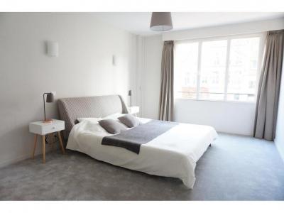 For sale Lille 4 rooms 136 m2 Nord (59000) photo 3
