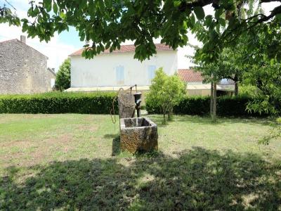 For sale Saint-jean-d'angely Charente maritime (17400) photo 2