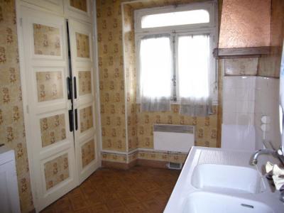 For sale Tulle 3 rooms 69 m2 Correze (19000) photo 4