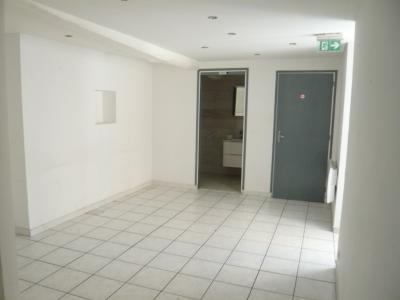 For rent Laval 3 rooms 75 m2 Mayenne (53000) photo 2