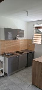 For sale Cayenne 2 rooms 35 m2 Guyane (97300) photo 4