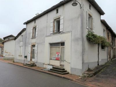 For sale Saulgond 5 rooms 120 m2 Charente (16420) photo 0