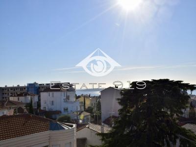 For sale Cannes 4 rooms 67 m2 Alpes Maritimes (06400) photo 3