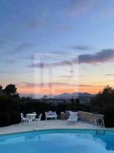 For sale Cannet 5 rooms 173 m2 Alpes Maritimes (06110) photo 2