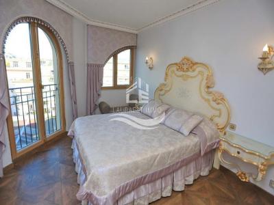 For sale Nice PROMENADE DES ANGLAIS 3 rooms 100 m2 Alpes Maritimes (06000) photo 2