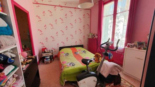 For sale Vichy 3 rooms 66 m2 Allier (03200) photo 3