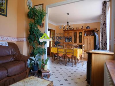 For sale Imphy 6 rooms 89 m2 Nievre (58160) photo 2