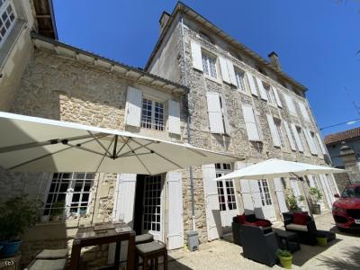 For sale Civray 15 rooms 560 m2 Vienne (86400) photo 0