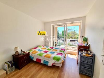 For sale Ferney-voltaire 3 rooms 75 m2 Ain (01210) photo 1