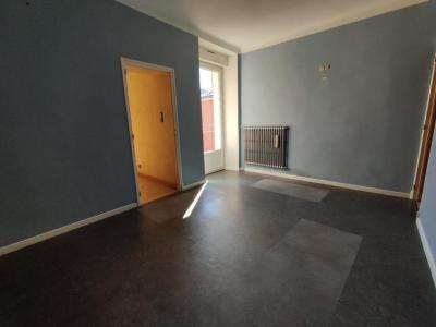 For sale Millau 5 rooms 101 m2 Aveyron (12100) photo 3