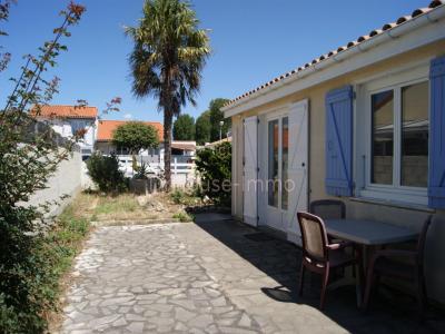 For sale Jarrie 4 rooms 90 m2 Charente maritime (17220) photo 3