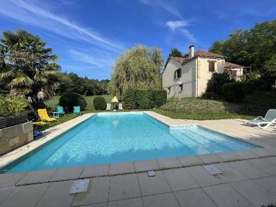 For sale Limeuil LIMEUIL 5 rooms 127 m2 Dordogne (24510) photo 0