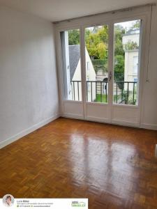 For sale Chantilly 3 rooms 64 m2 Oise (60500) photo 2