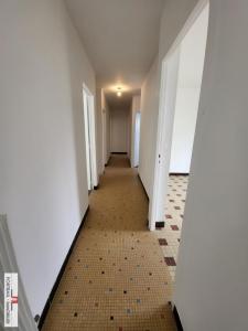 For sale Bourg 7 rooms 189 m2 Gironde (33710) photo 4