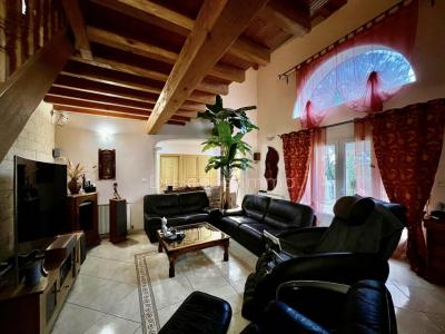 For sale Tresques 8 rooms 230 m2 Gard (30330) photo 1