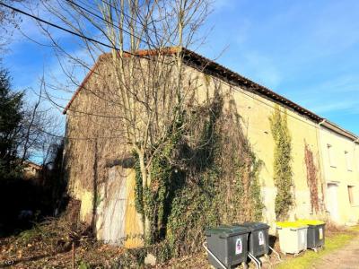For sale Ruffec 2 rooms 50 m2 Charente (16700) photo 0