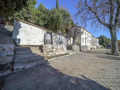 For sale Grasse 10 rooms 360 m2 Alpes Maritimes (06130) photo 2