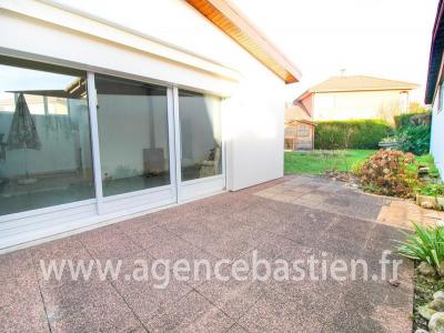 For sale Saint-genis-pouilly 4 rooms 119 m2 Ain (01630) photo 3