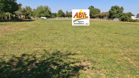For sale Benet 940 m2 Vendee (85490) photo 0