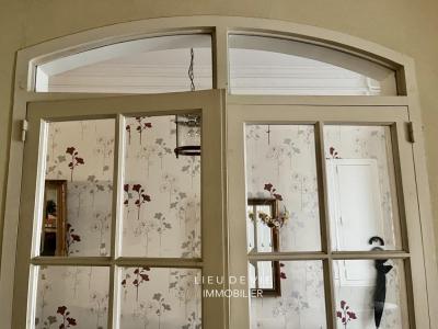 For sale Bordeaux 5 rooms 106 m2 Gironde (33000) photo 2