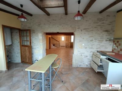 For sale Blaye 3 rooms 87 m2 Gironde (33390) photo 2