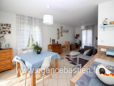 For sale Gex 5 rooms 111 m2 Ain (01170) photo 2