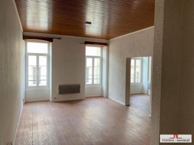 For rent Blaye 3 rooms 88 m2 Gironde (33390) photo 2