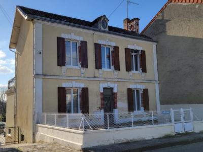 For sale Aunac 9 rooms 185 m2 Charente (16460) photo 0