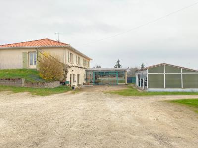 For sale Manot Charente (16500) photo 4