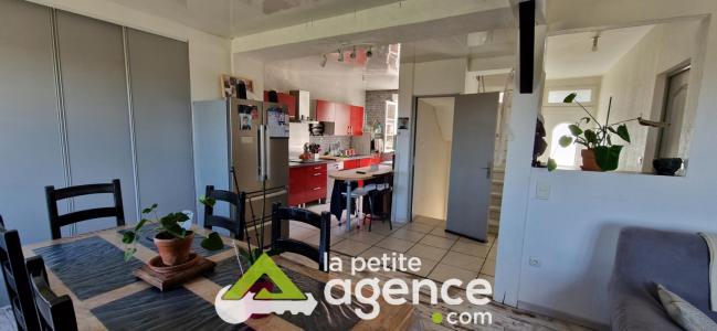 For sale Domerat 7 rooms 110 m2 Allier (03410) photo 1