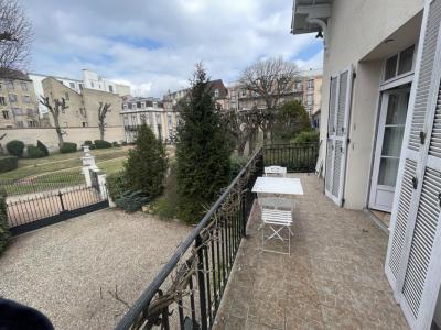 For sale Vichy 5 rooms 154 m2 Allier (03200) photo 2