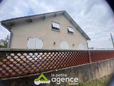For sale Bourges 5 rooms 80 m2 Cher (18000) photo 3