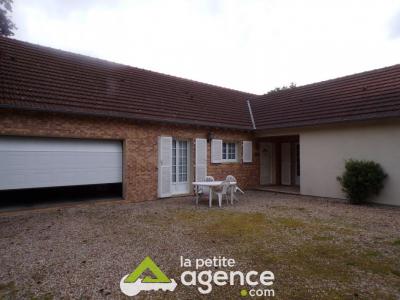 For sale Guerche-sur-l'aubois 5 rooms 130 m2 Cher (18150) photo 0