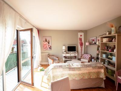 For sale Bordeaux 4 rooms 93 m2 Gironde (33000) photo 2