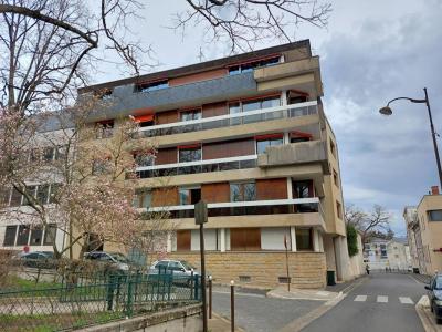 For sale Bourges 4 rooms 127 m2 Cher (18000) photo 0