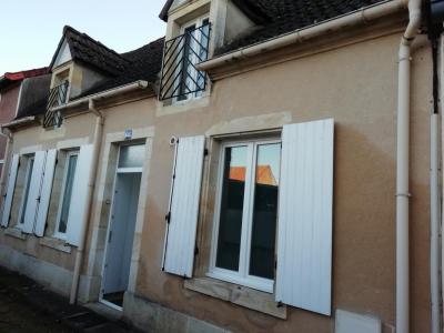 For sale Saint-amand-montrond 5 rooms 100 m2 Cher (18200) photo 0