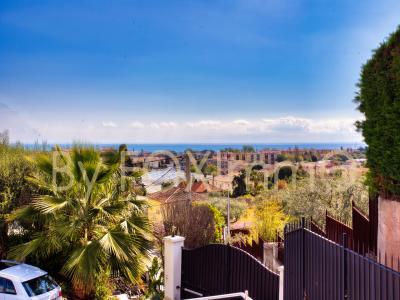For sale Antibes 8 rooms 241 m2 Alpes Maritimes (06600) photo 1